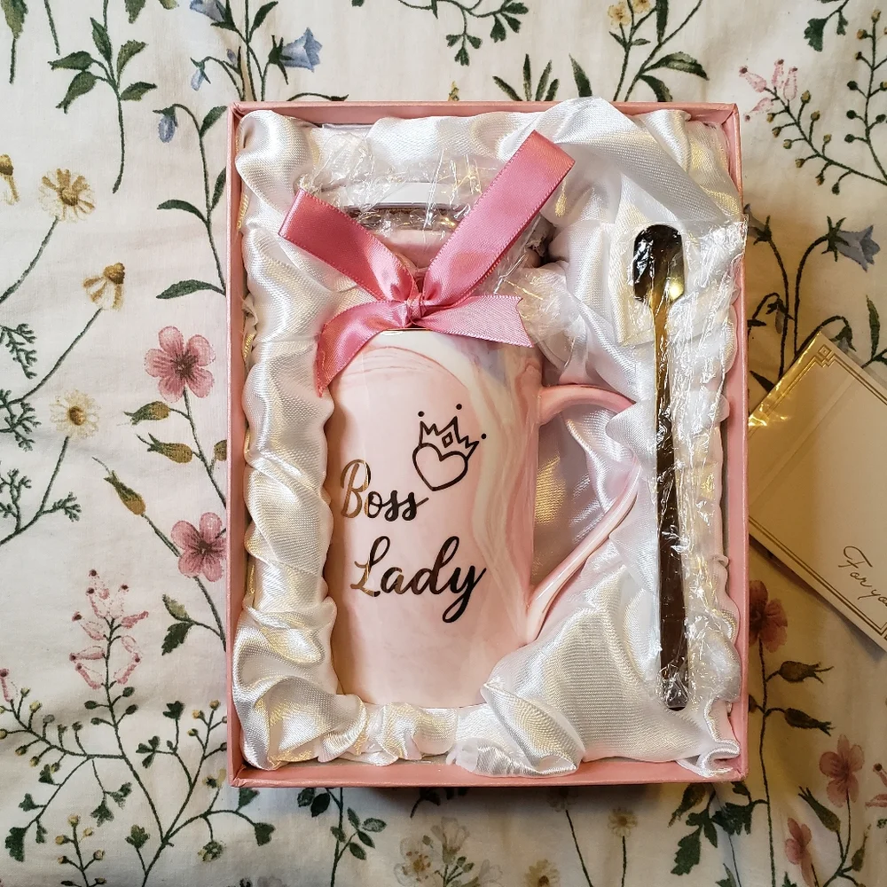 NIB Boss Lady Gift Box Set, Mug, Lid, Coaster, Spoon, Socks, Card